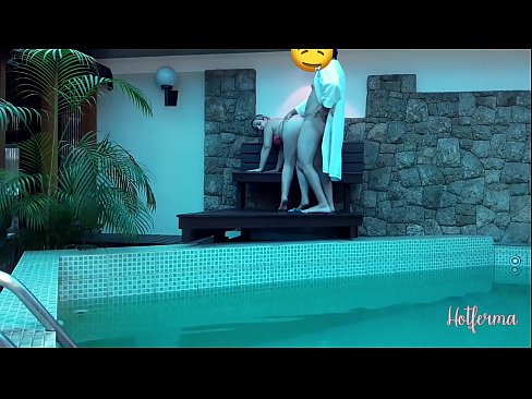 ❤️ A főnök meghívja a szobalányt a medencébe, de nem tud ellenállni egy forró Házi készítésű pornó at hu.dreamlandpassionfever.ru ☑