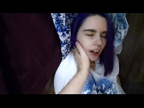 ❤️ Megtaláltam a nővéremet a szekrényben, és segítettem neki elélvezni. Házi készítésű pornó at hu.dreamlandpassionfever.ru ☑